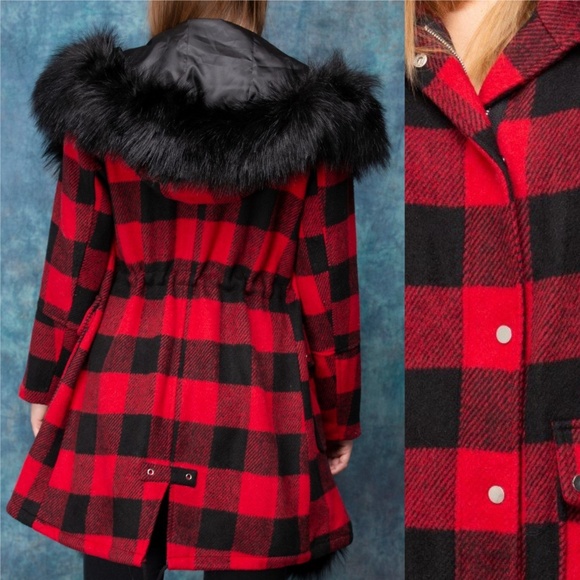 ❤LAST 1❤ ☃️❄Plaid Coat with Fur❄☃️ - Picture 4 of 4